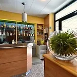 Guya Hotell