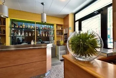 Guya Hotel