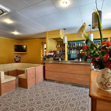 Guya Ξενοδοχείο 2*