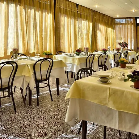 Hotell Guya 2*